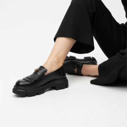 Mocasini de damă negri din piele naturală cu talpă masivă Kush