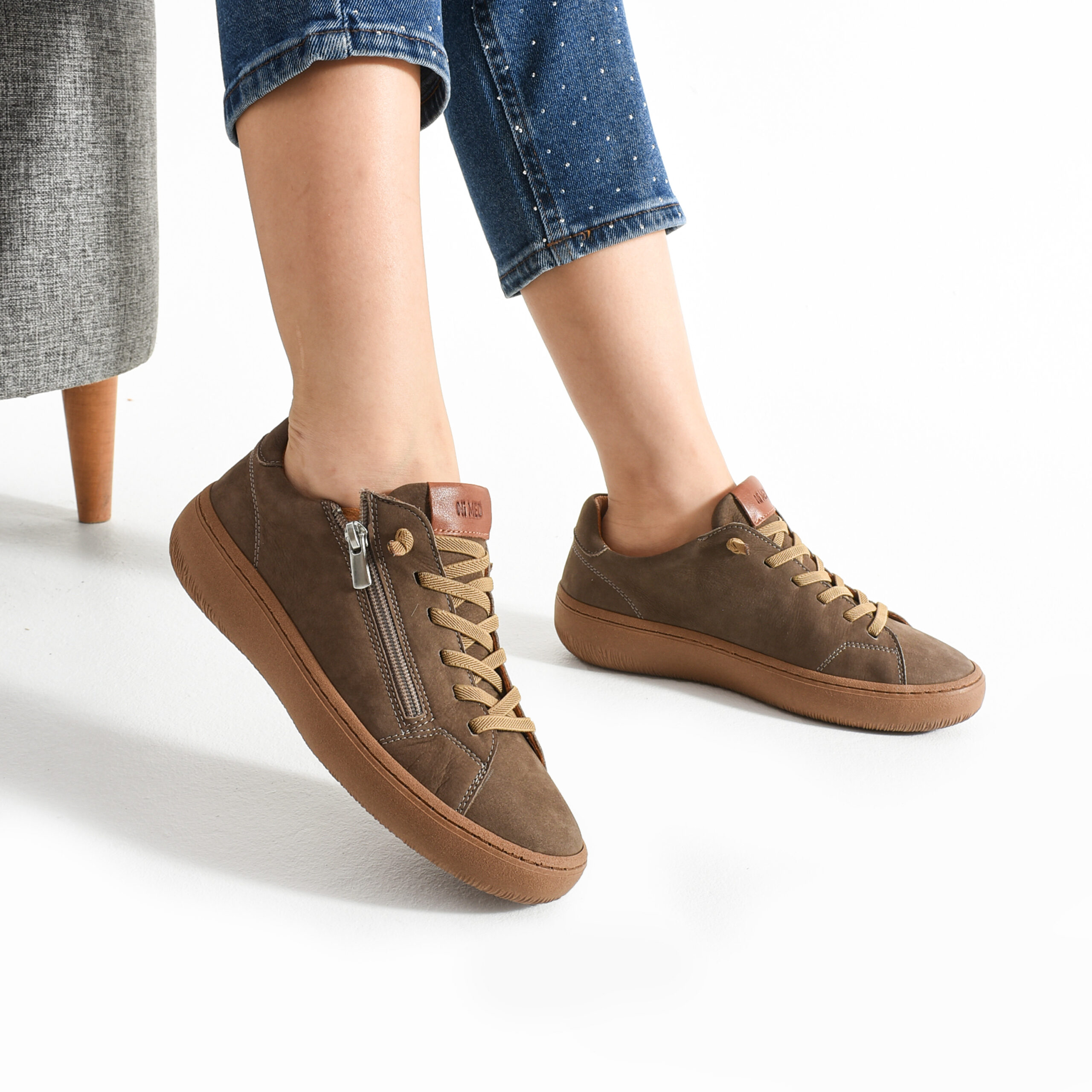 Pantofi sport maro din nubuc Gao pentru femei Pantofi sport maro din nubuc Gao pentru femei