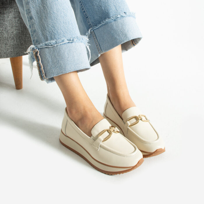 Mocasini de damă bej din piele naturală Briella