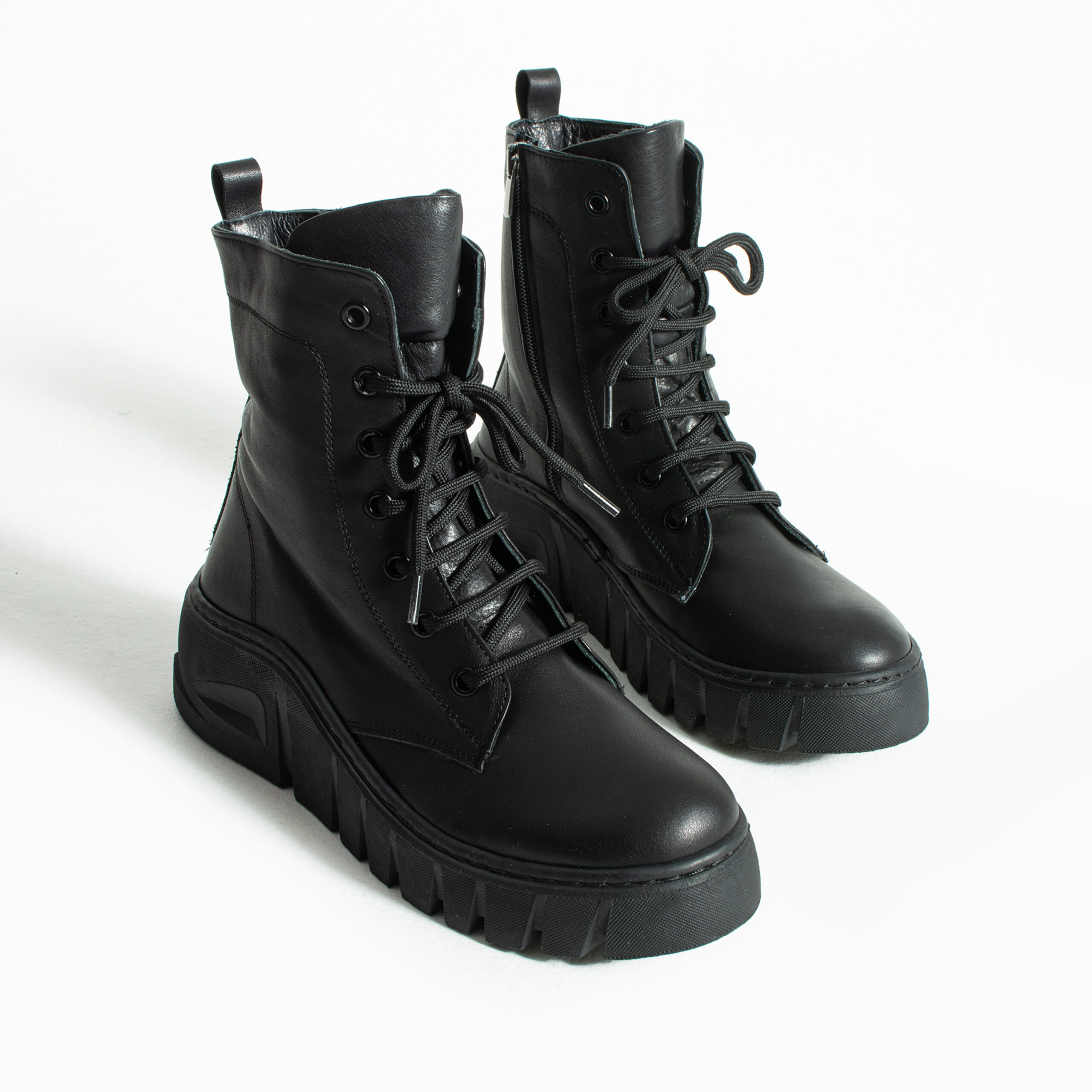 Botine sport negre din piele naturală Amara Botine sport negre din piele naturală Amara