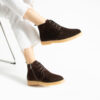 Pantofi maro cu șireturi Anika, tip Clarks, din piele întoarsă naturală