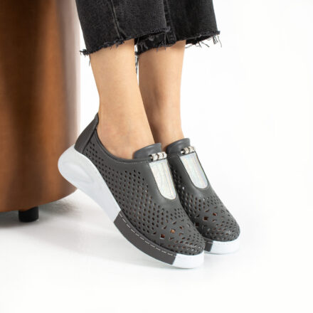 Pantofi casual damă din piele naturală perforată Martina