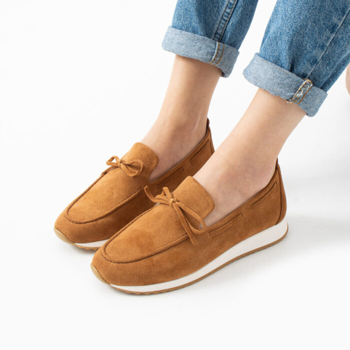 Mocasini casual de damă maro din piele întoarsă naturală Aisha