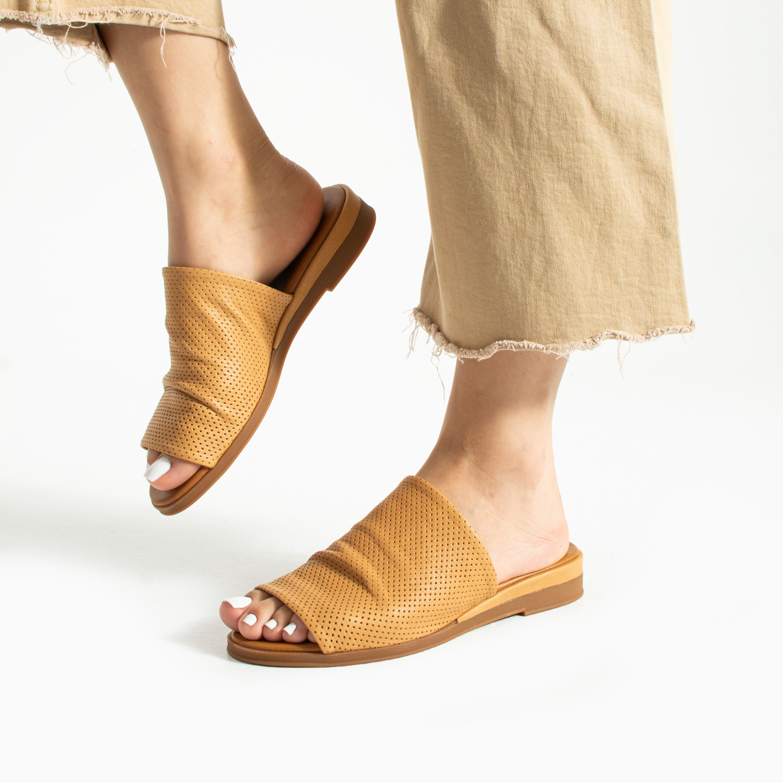 Papuci de damă din piele naturală Bilia – Cappuccino Papuci de damă din piele naturală Bilia – Cappuccino