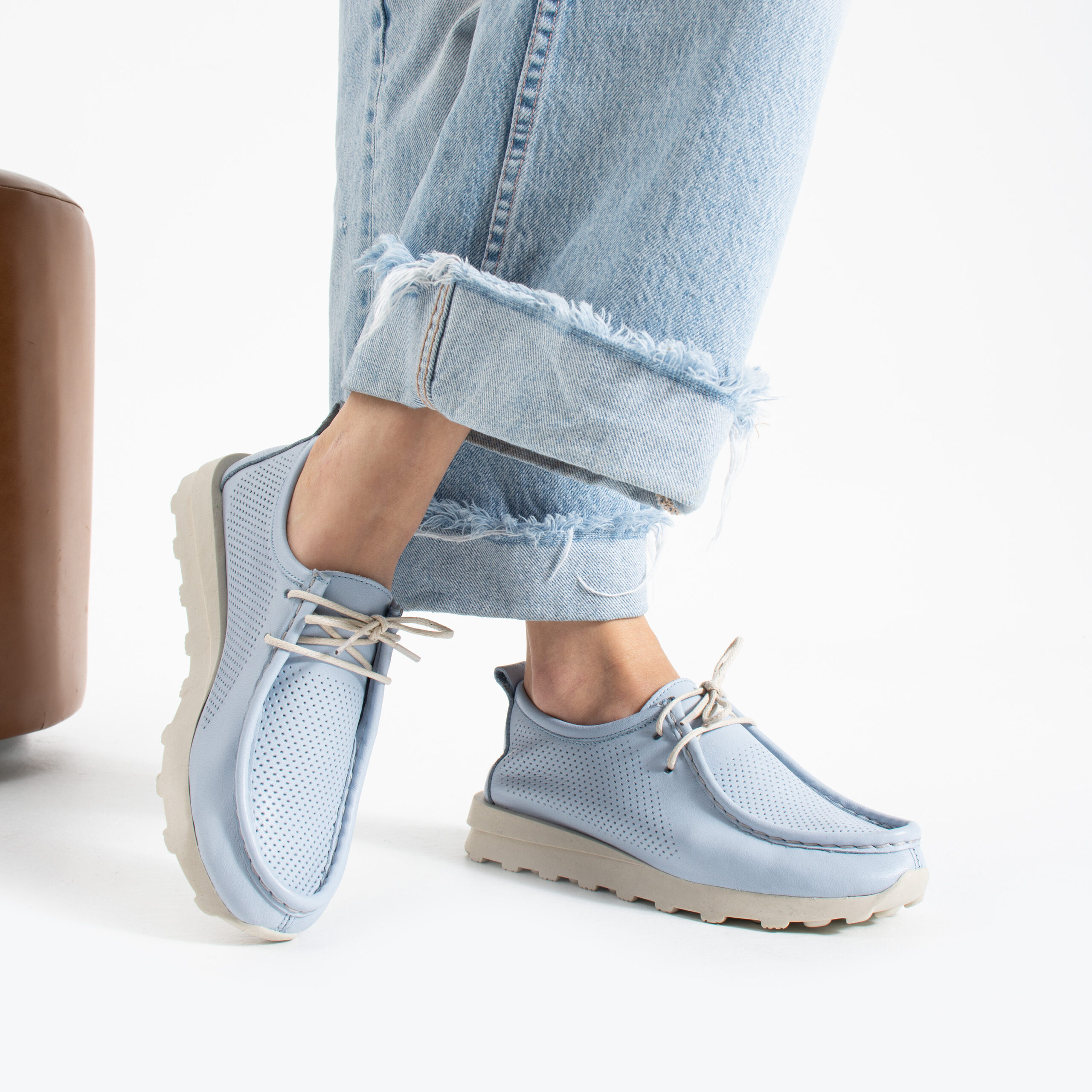 Pantofi casual albaștri din piele naturală cu șireturi Lina Pantofi casual albaștri din piele naturală cu șireturi Lina
