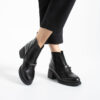 Botine negre din piele naturală, cu toc jos și fermoar Vittoria