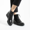 Botine negre de damă cu platformă joasă din piele naturală Chiara