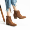 Botine cowboy scurte maro cu toc Valeria, din piele întoarsă naturală, pentru femei