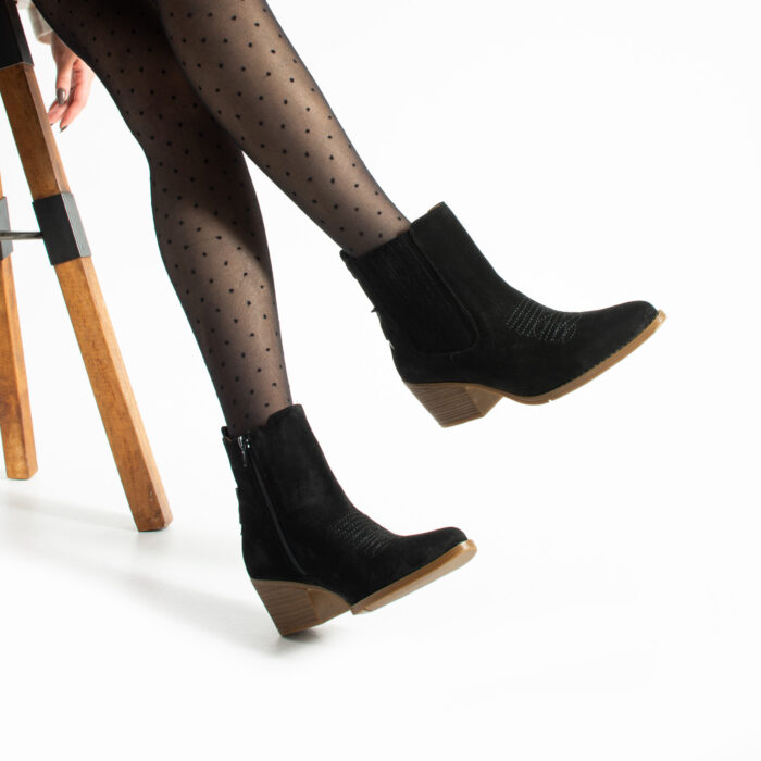 Botine cowboy negre cu toc din piele întoarsă naturală, cu detalii Sabina