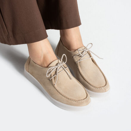 Pantofi casual bej din piele întoarsă naturală Eda